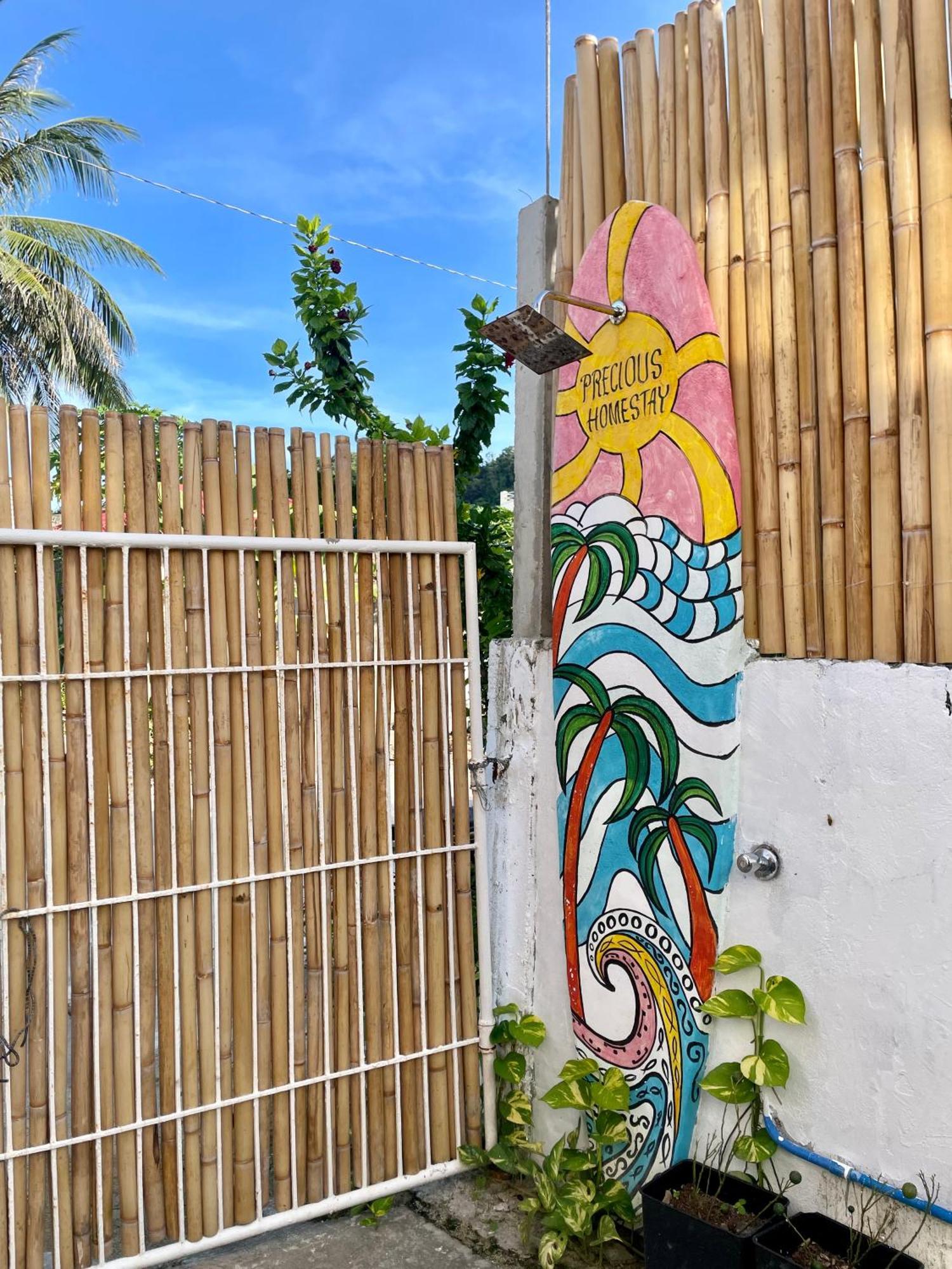 Precious Homestay -Suite Room Burgos  ภายนอก รูปภาพ